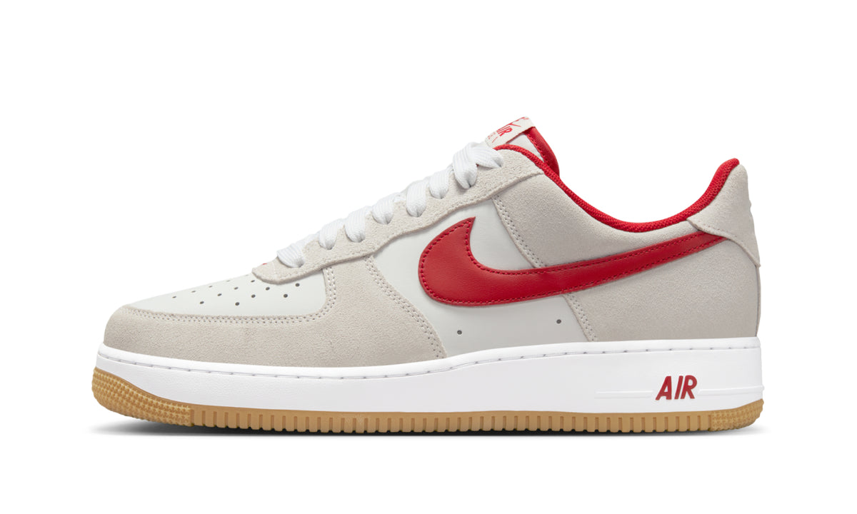 Nike Air Force 1 '07 LV8 Photon Dust Varsity Red - IB6388-101 - imagen 1