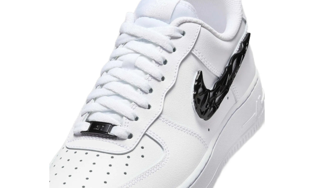 Nike Air Force 1 Low Liquid Metal Swoosh (Women's) - IF1686-101 - imagen 3