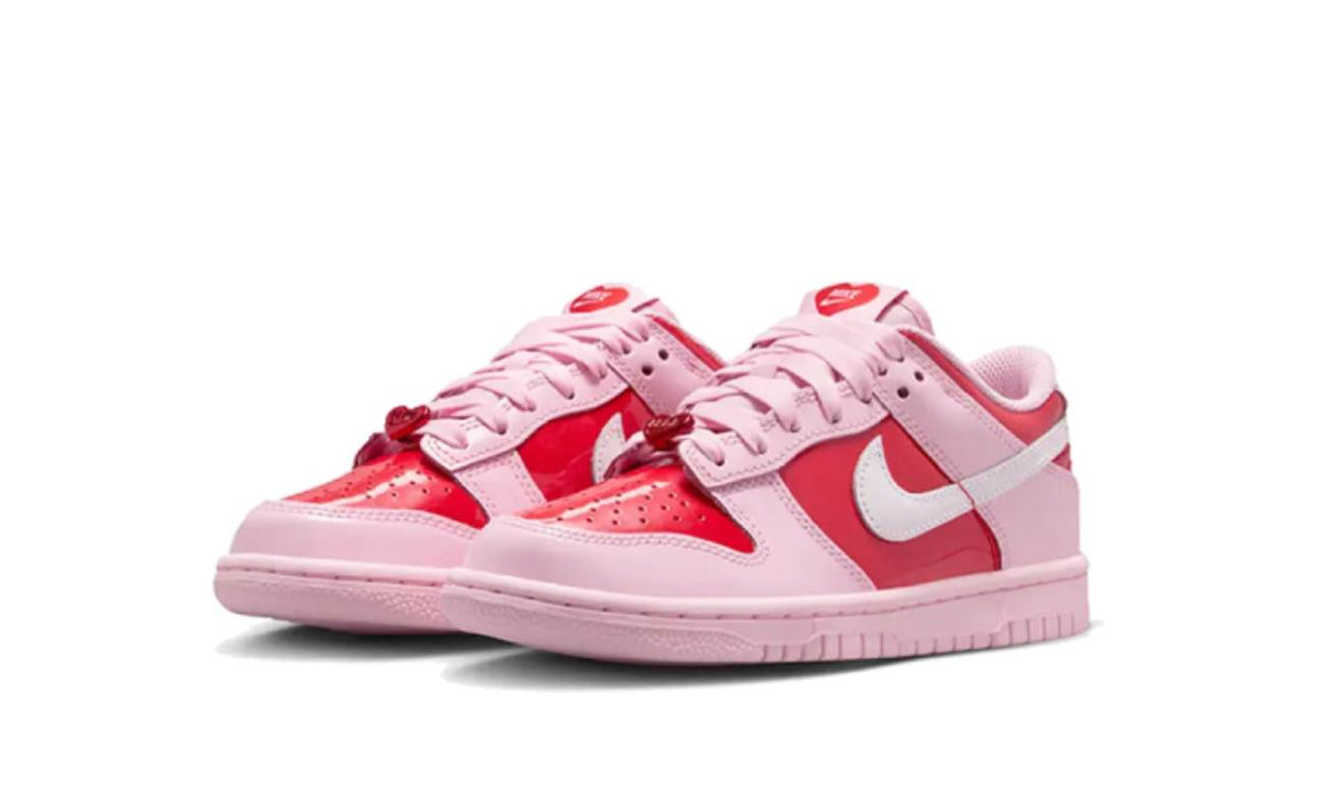 Nike Dunk Low GS Valentine's Day 2026 - IQ0218-670 - imagen 2