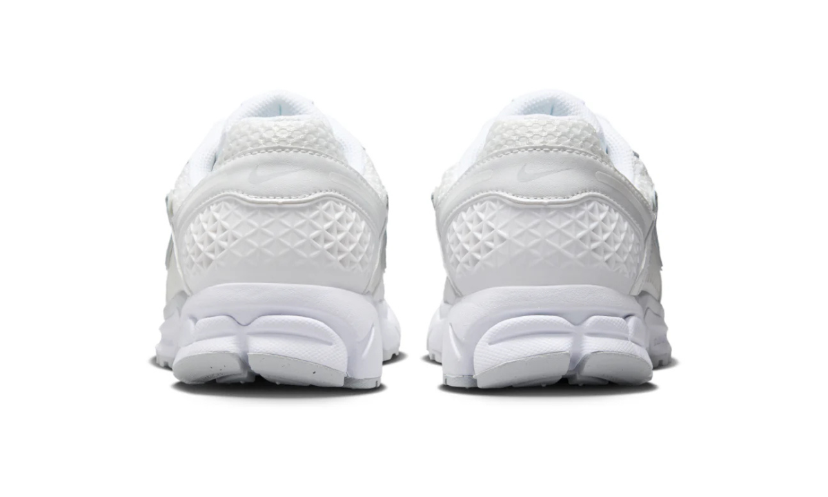 Nike Zoom Vomero 5 Silver Chrome Toe