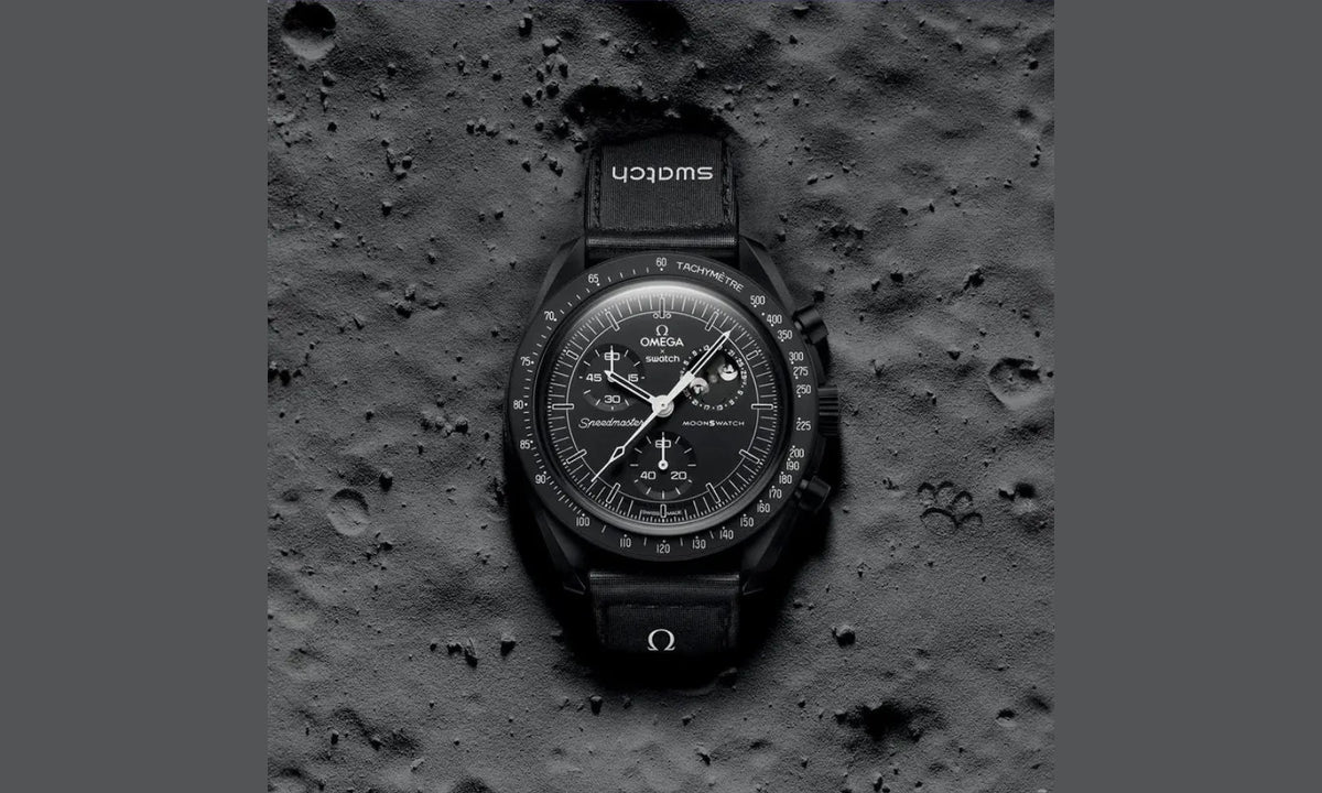 Swatch x Omega Bioceramic Moonswatch Mission To Moonphase Snoopy Black