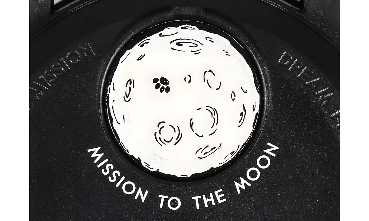 Swatch x Omega Bioceramic Moonswatch Mission To Moonphase Snoopy Black