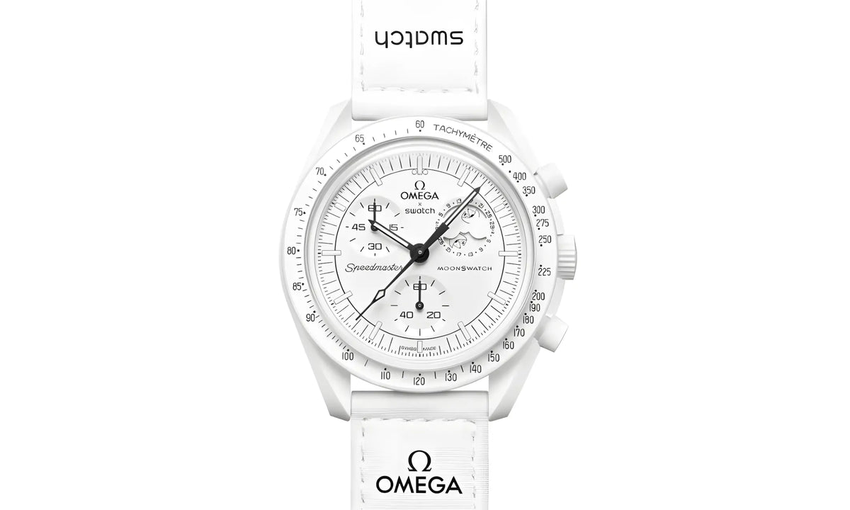 Swatch x Omega Bioceramic Moonswatch Mission To Moonphase Snoopy White