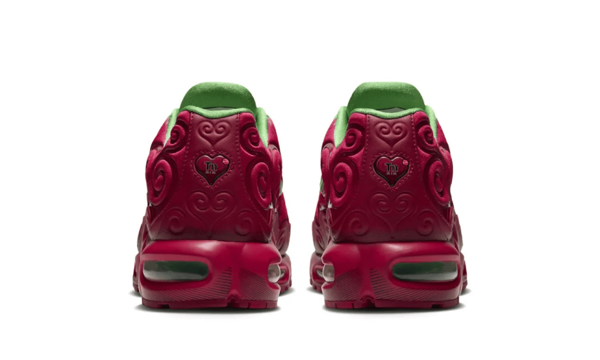 Air Max Plus One Piece Ope Ope (With Promo Card)