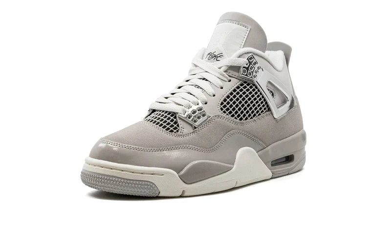Air Jordan 4 Frozen Moments (W) AQ9129-001 — Vista 2