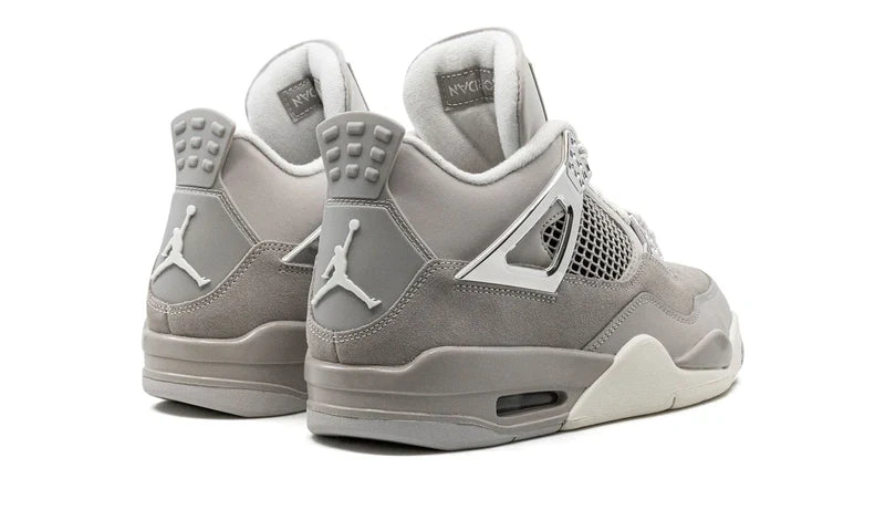 Air Jordan 4 Frozen Moments (W) AQ9129-001 — Vista 3