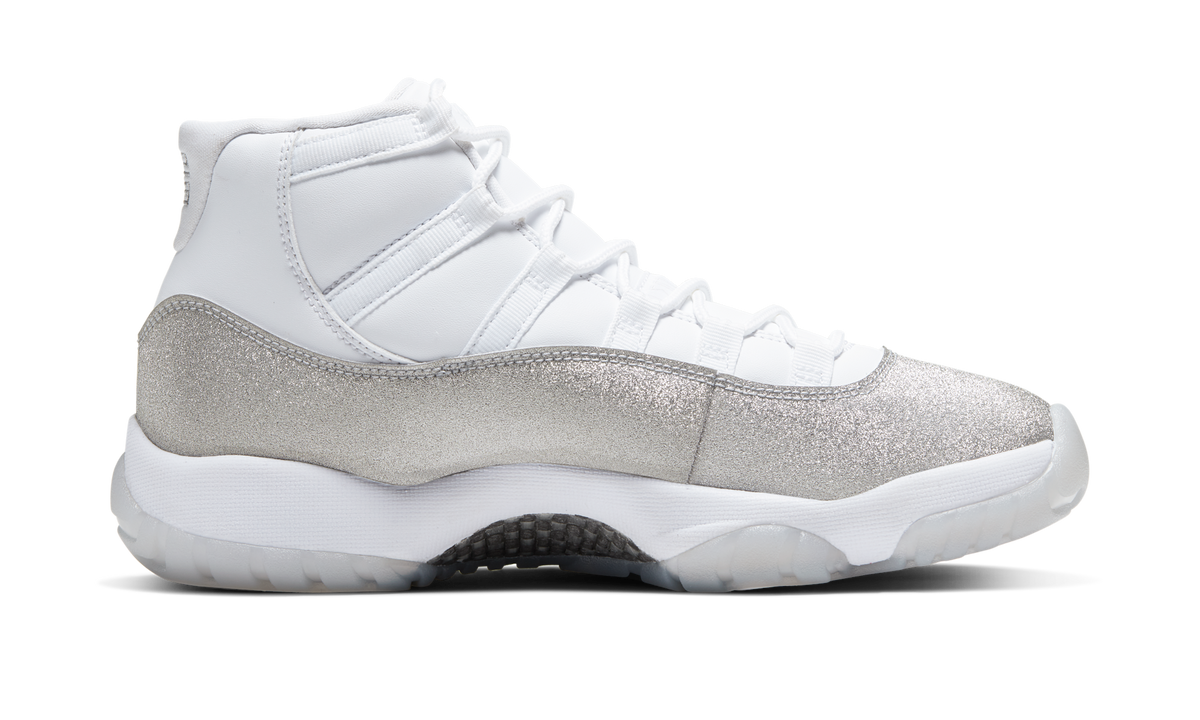 Air Jordan 11 Retro White Metallic Silver (Women's) AR0715-100 — Vista 2