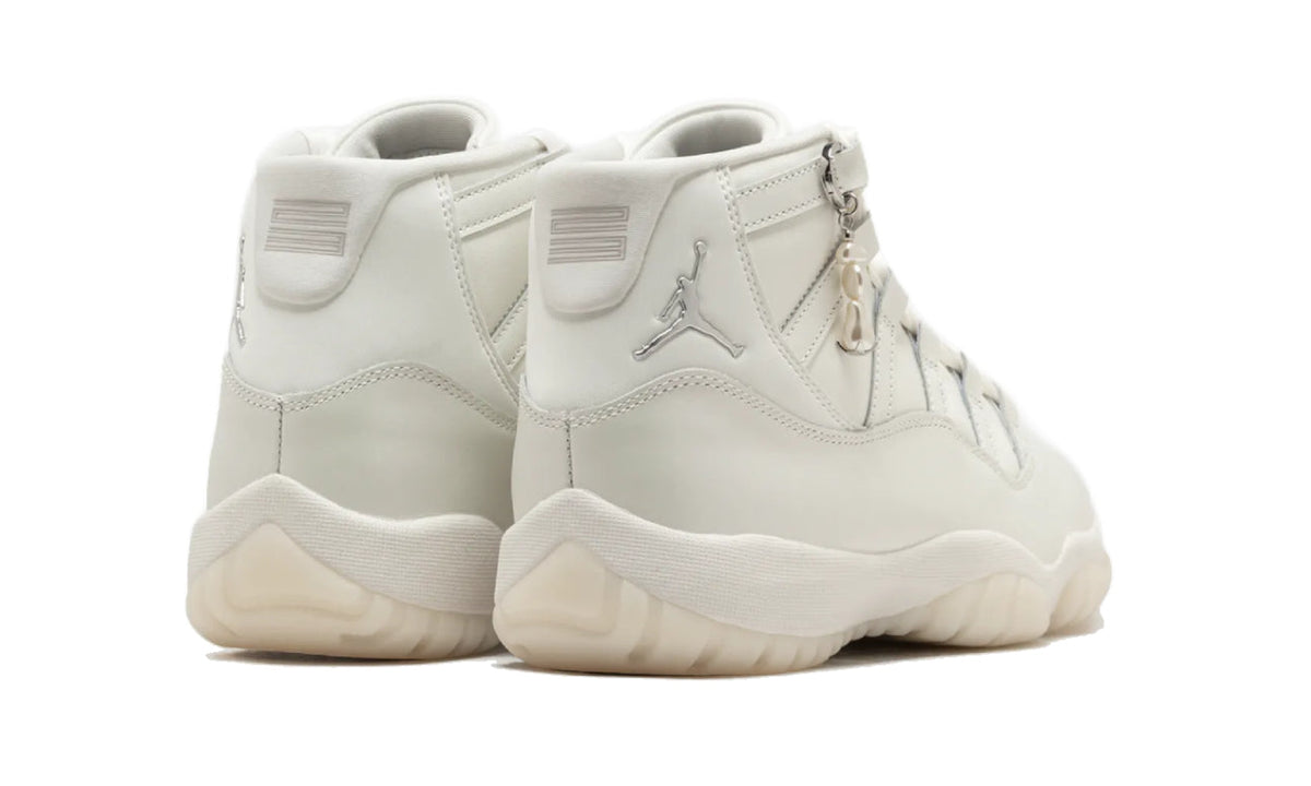 Air Jordan 11 Retro Grand Finale (W) AR0715-110 — Vista 3
