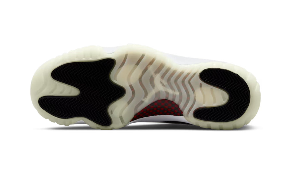 Air Jordan 11 Retro Low 72-10 AV2187-001 — Vista 3