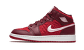 Air Jordan 1 Mid SE Red Quilt (GS) AV5174-600 — Vista 1