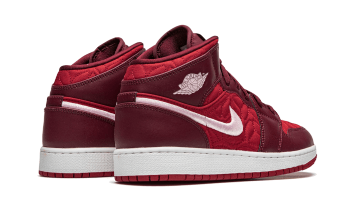 Air Jordan 1 Mid SE Red Quilt (GS) AV5174-600 — Vista 2