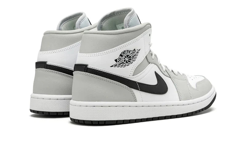 Air Jordan 1 Mid Light Smoke Grey Black (W) BQ6472-015 — Vista 3
