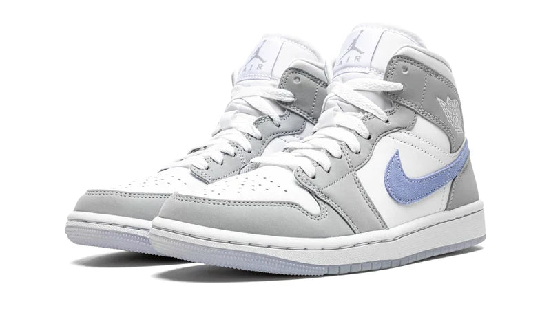 Air Jordan 1 Mid Aluminium Wolf Grey (W) BQ6472-105 — Vista 2
