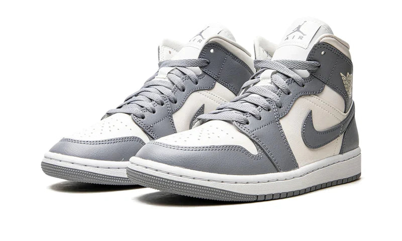 Air Jordan 1 Mid WMNS Stealth BQ6472-115 — Vista 2