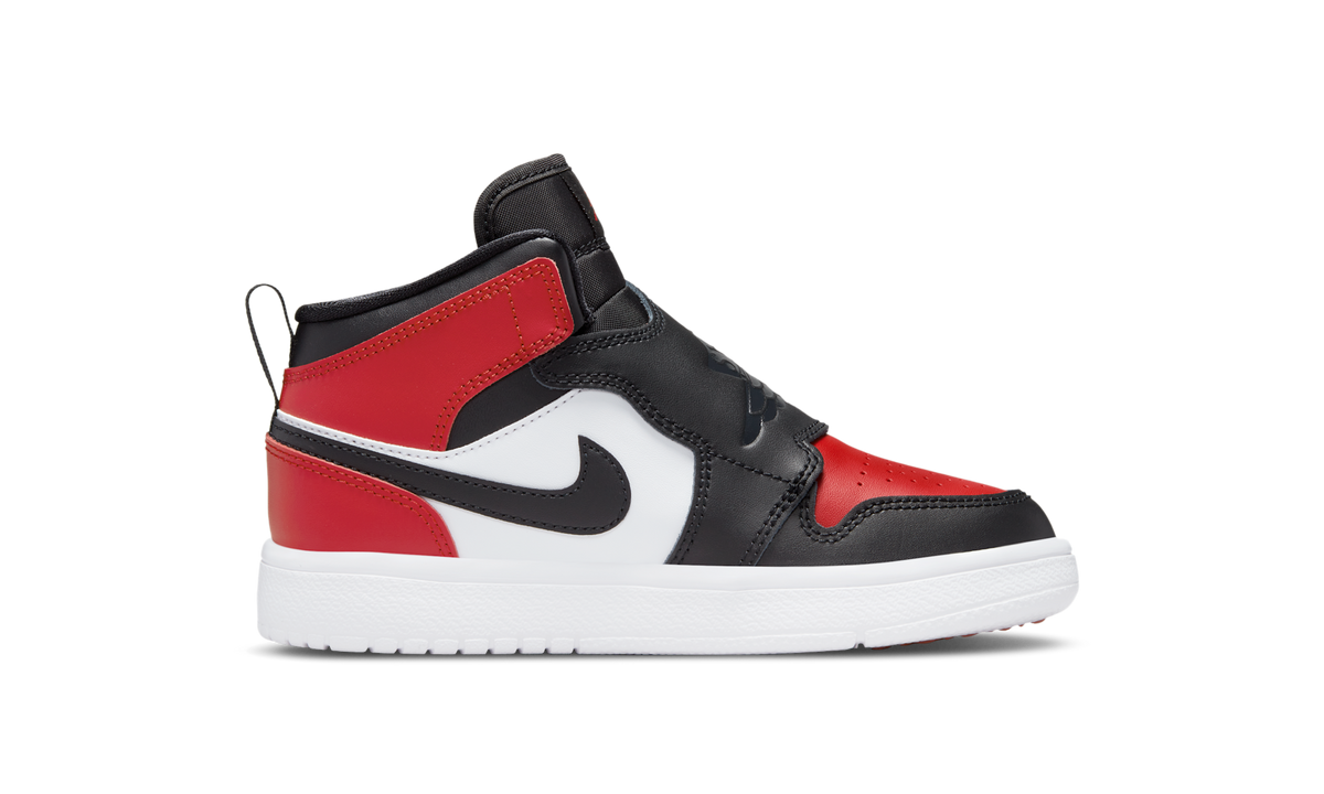 Sky Jordan 1 Bred Toe (PS) BQ7197-016 — Vista 2
