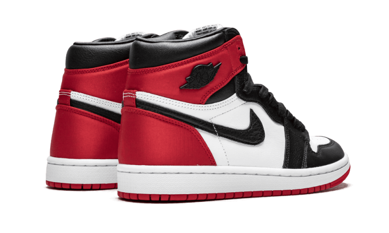 Air Jordan 1 Retro High Satin Black Toe CD0461-016 — Vista 3