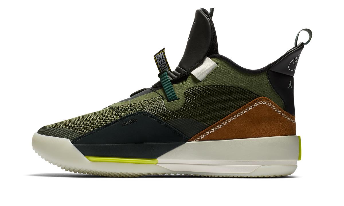 Air Jordan XXXIII Travis Scott CD5965-300 — Vista 1