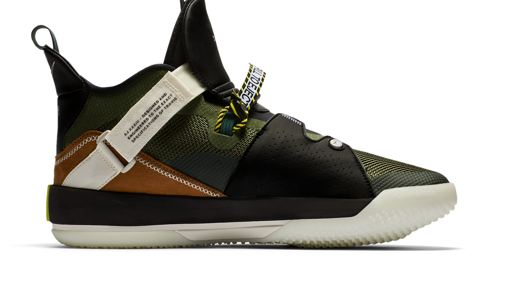 Air Jordan XXXIII Travis Scott CD5965-300 — Vista 2