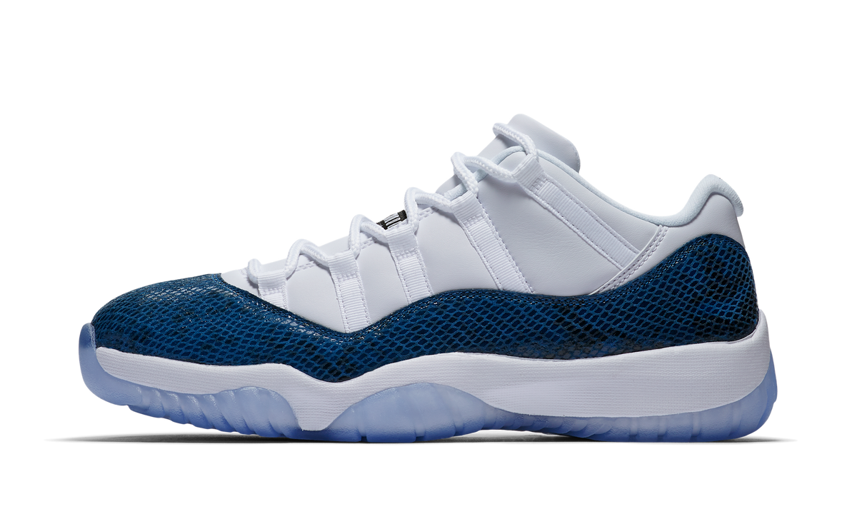 Air Jordan 11 Retro Low Snake Navy (2019) CD6846-102 — Vista 1