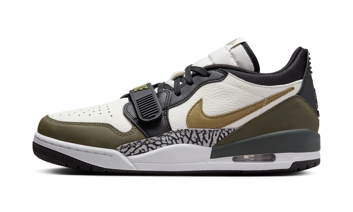 Air Jordan Legacy 312 Low Sail Black Medium Olive CD7069-120 — Vista 1
