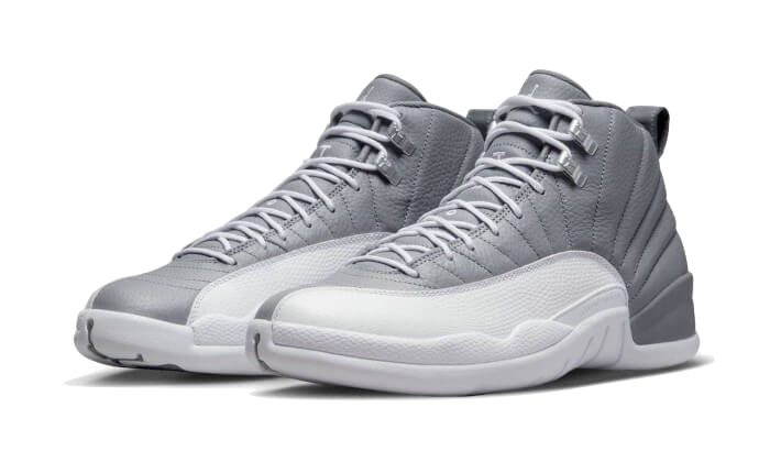 Air Jordan 12 Stealth CT8013-015 — Vista 2
