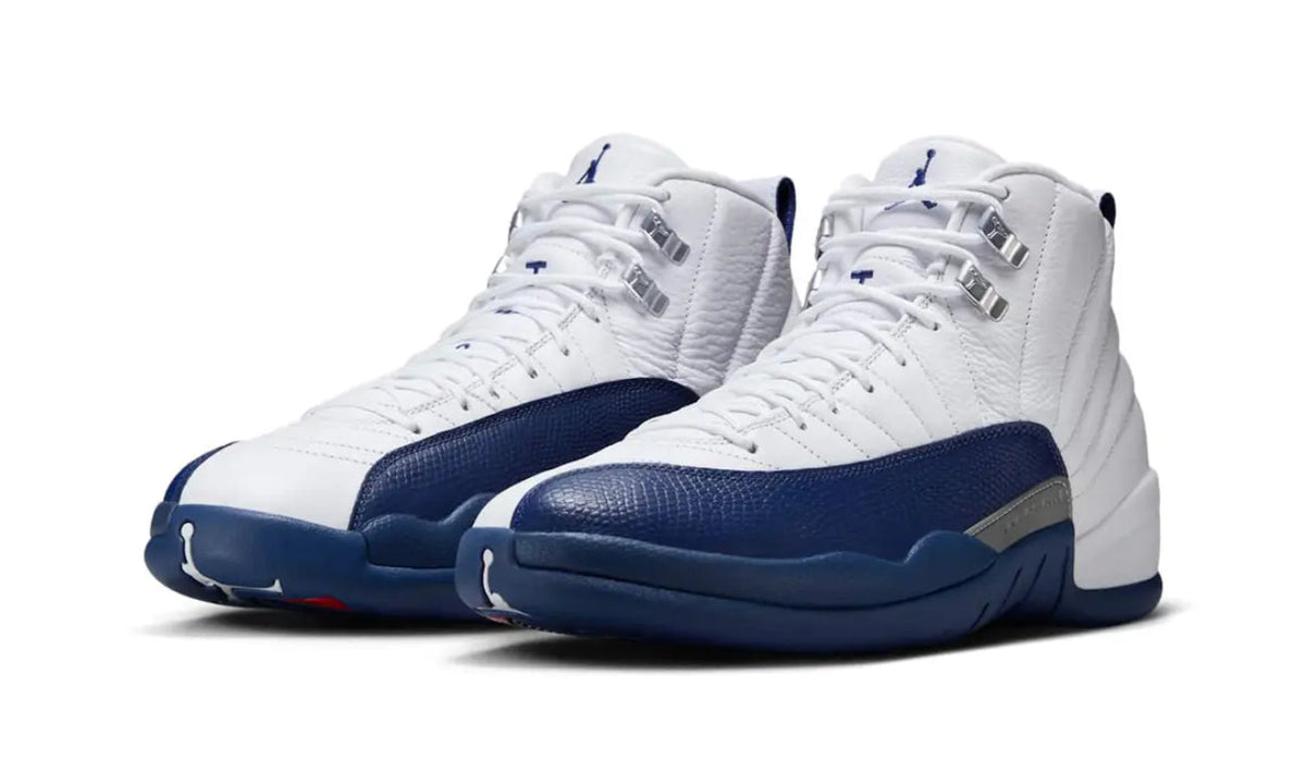 Air Jordan 12 Retro French Blue (2025) CT8013-114 — Vista 2