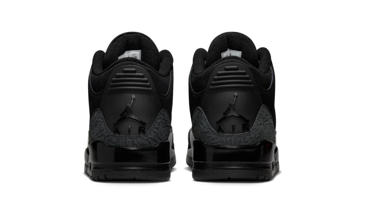 Air Jordan 3 Retro Black Cat (2025) CT8532-001 — Vista 3