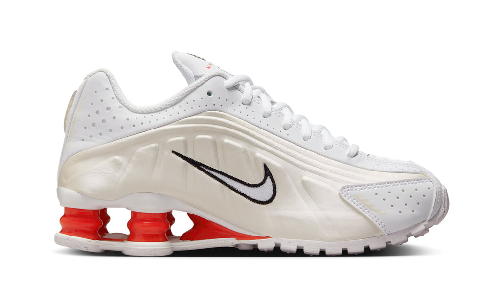 Nike Shox R4 White Phantom Picante Red (GS) — Foto 3