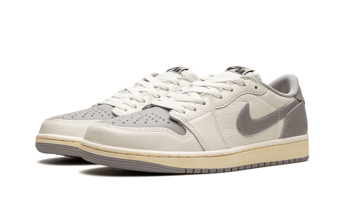 Air Jordan 1 Retro Low OG EX Sail CZ0790-101 - Vista 2