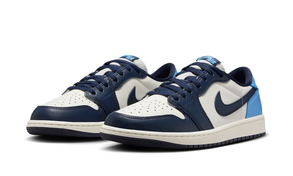 Air Jordan 1 Low OG Obsidian CZ0790-400 — Vista 2