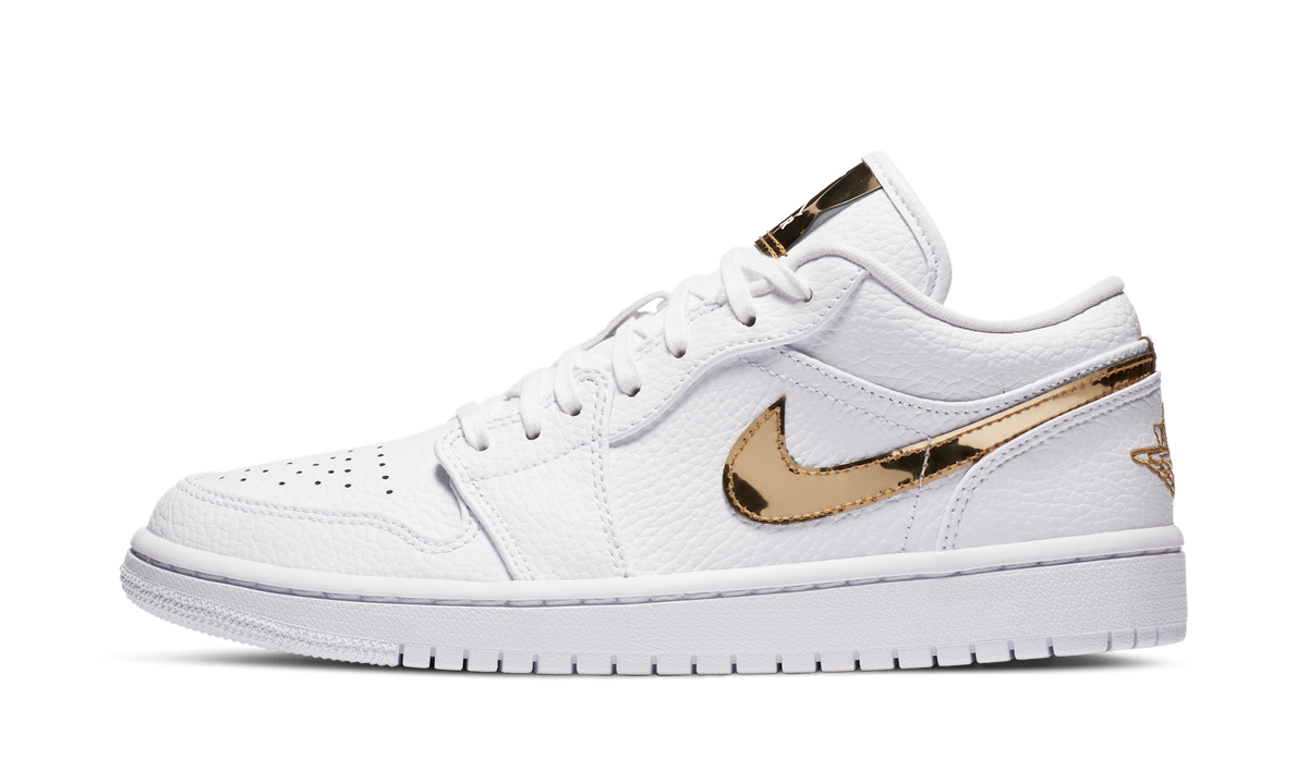 Air Jordan 1 Low White Metallic Gold (Women's) CZ4776-100 — Vista 1