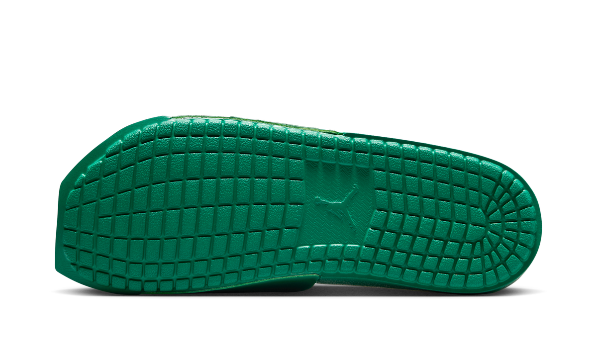 Air Jordan NOLA Slide Malachite Fir (Women's) CZ8027-301 — Vista 2