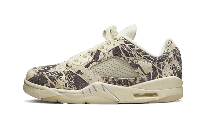 Air Jordan 5 Retro Low Expression (Women's) DA8016-100 — Vista 1