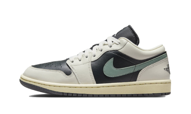 Air Jordan 1 Low Jade Smoke DC0774-001 — Vista 1