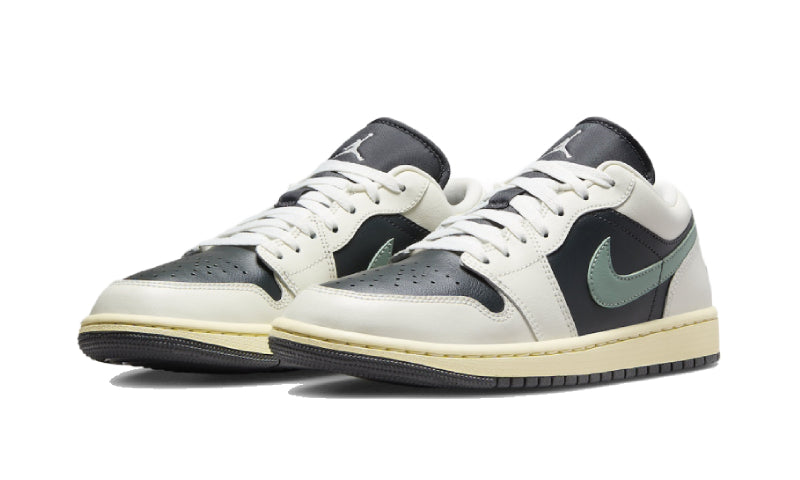 Air Jordan 1 Low Jade Smoke DC0774-001 — Vista 2