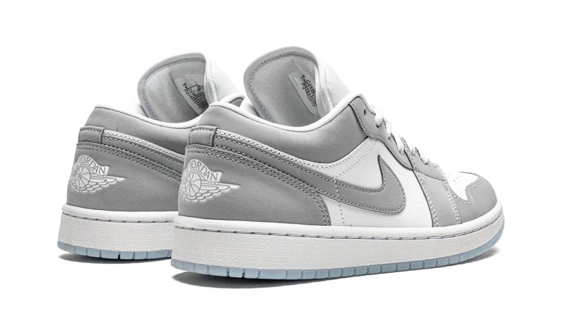Air Jordan 1 Low Wolf Grey DC0774-105 — Vista 3