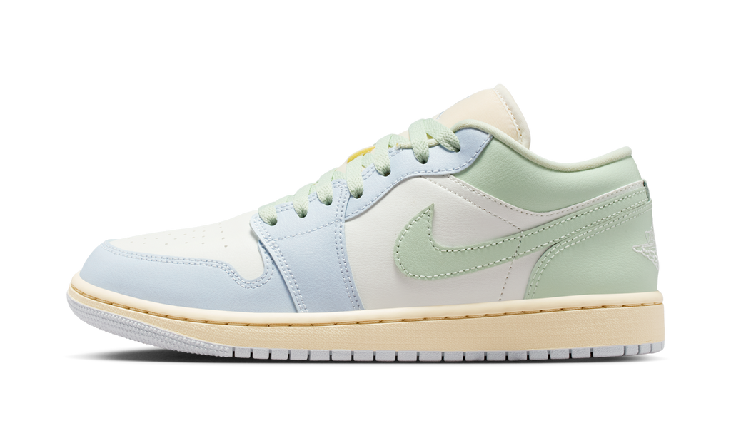 Air Jordan 1 Low Sail Jade Aura (Women's) DC0774-108 — Vista 1