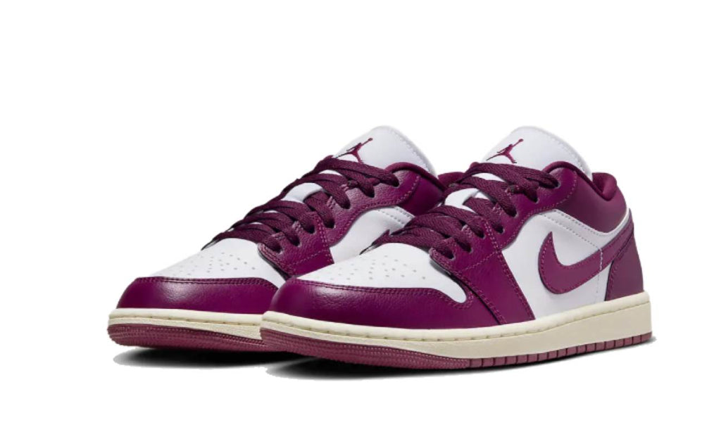Air Jordan 1 Low Fireberry DC0774-161 — Vista 2