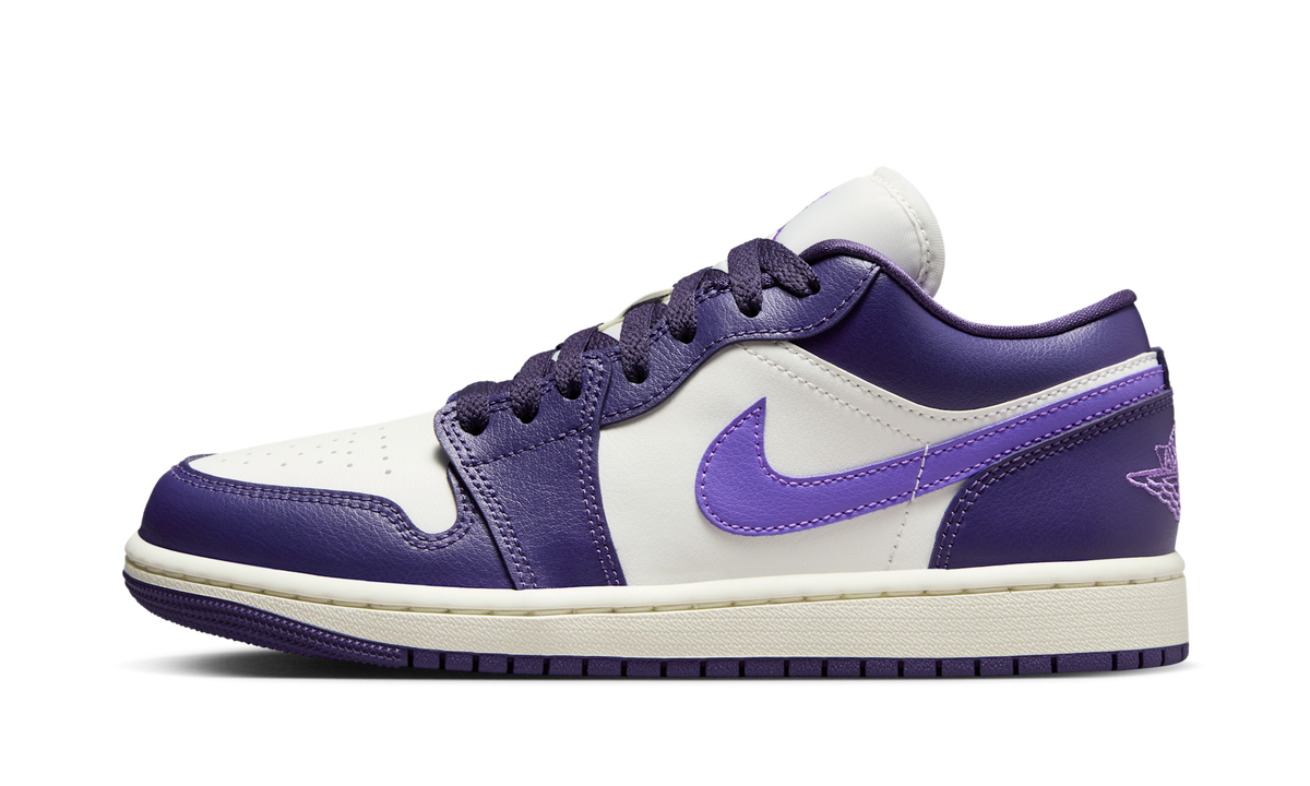 Air Jordan 1 Low Sky J Purple (Women's) DC0774-502 — Vista 1
