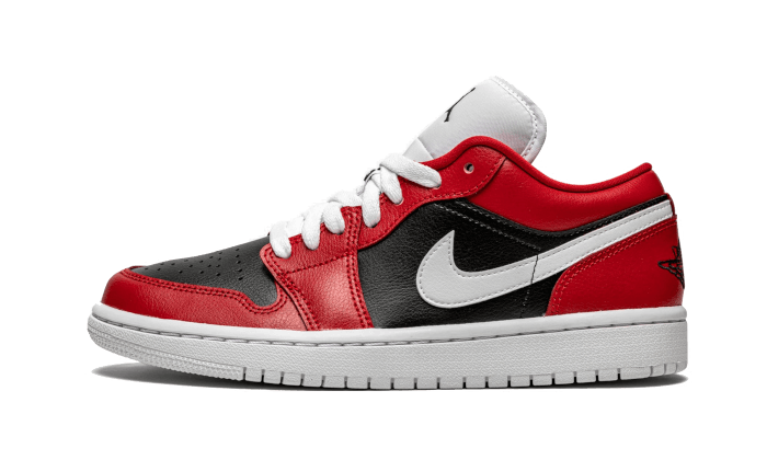 Air Jordan 1 Low Chicago Flip (Women's) DC0774-603 — Vista 1