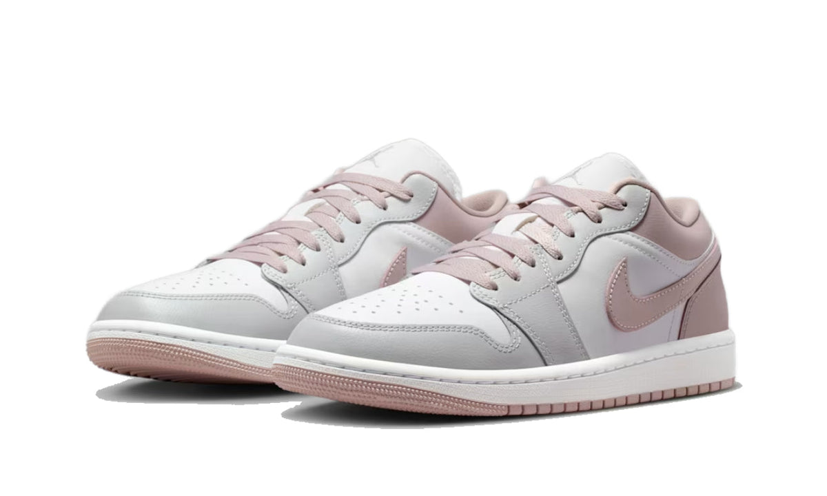 Air Jordan 1 Low Particle Rose (Women's) DC0774-606 — Vista 2