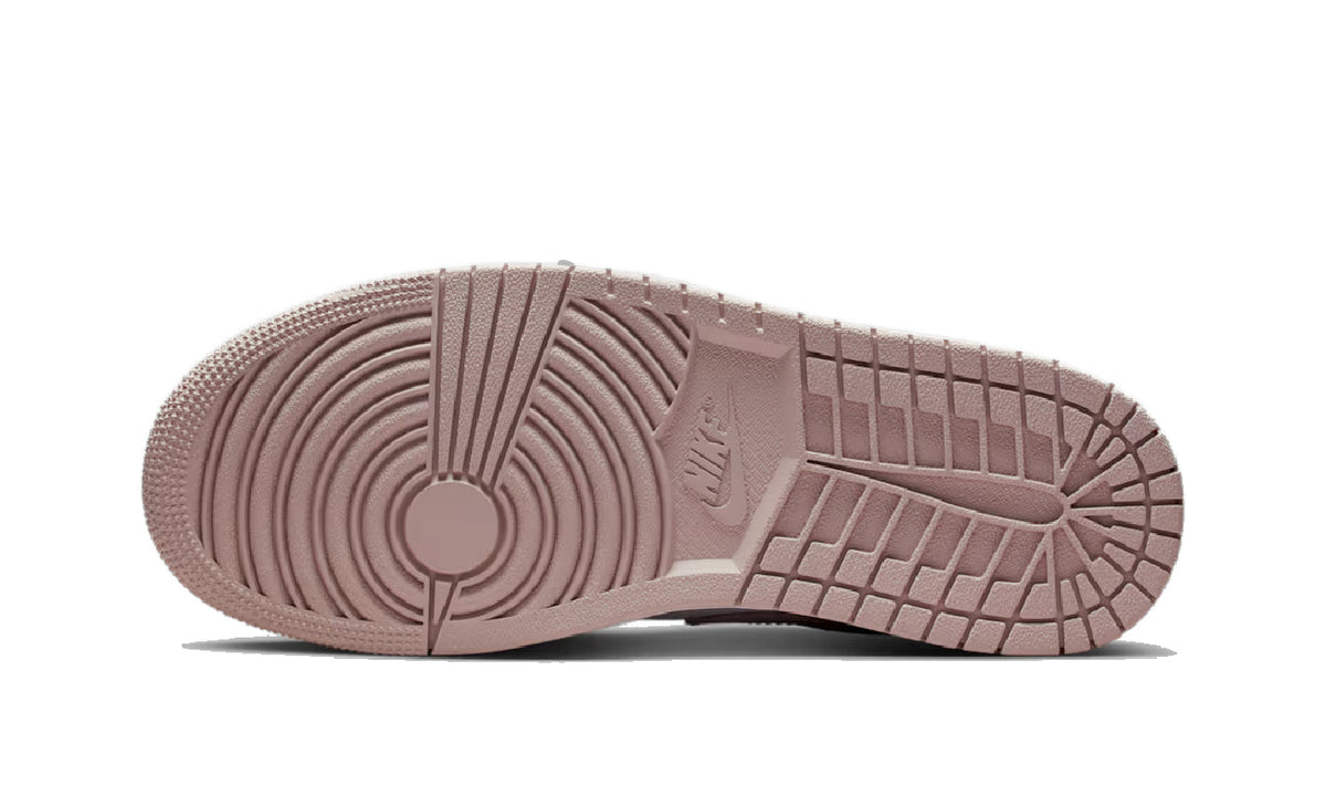 Air Jordan 1 Low Particle Rose (Women's) DC0774-606 — Vista 3