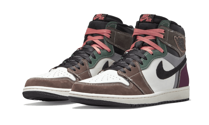Air Jordan 1 Retro High OG Hand Crafted DH3097-001 — Vista 2