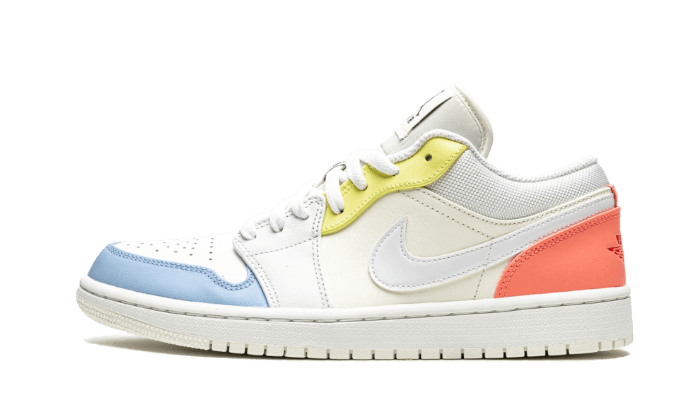 Air Jordan 1 Mid To My First Coach DJ6909-100 — Vista 1