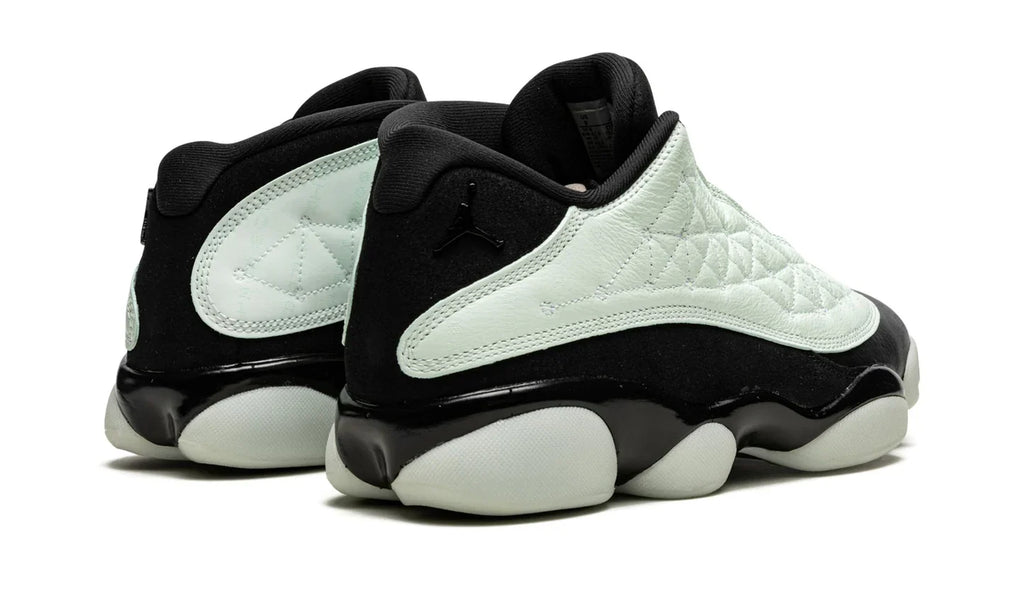Air Jordan 13 Retro Low Singles' Day (2021) DM0803-300 — Vista 3