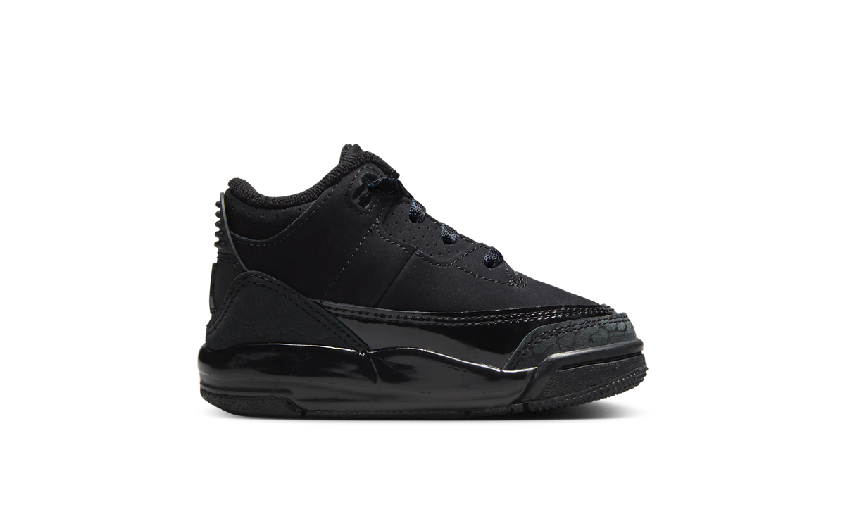 Air Jordan 3 Retro Black Cat (2025) (TD) DM0968-001 — Vista 2