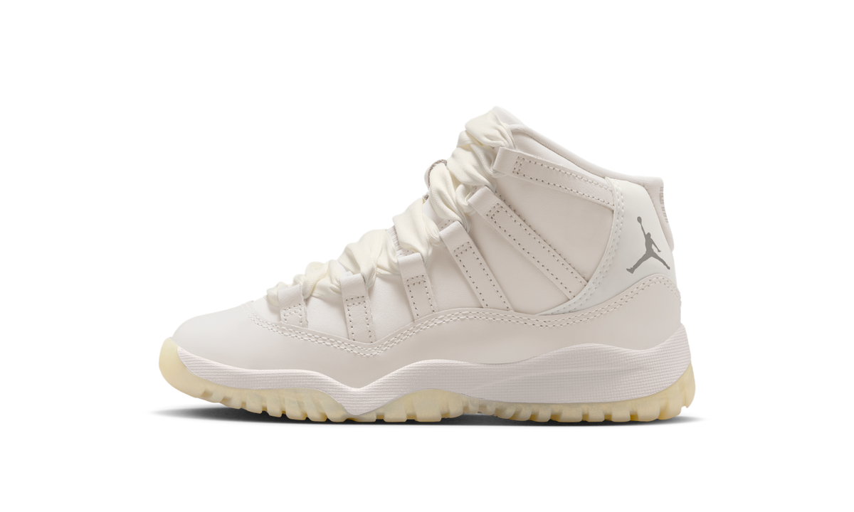 Air Jordan 11 Retro Pearl (PS) DO3857-110 — Vista 1