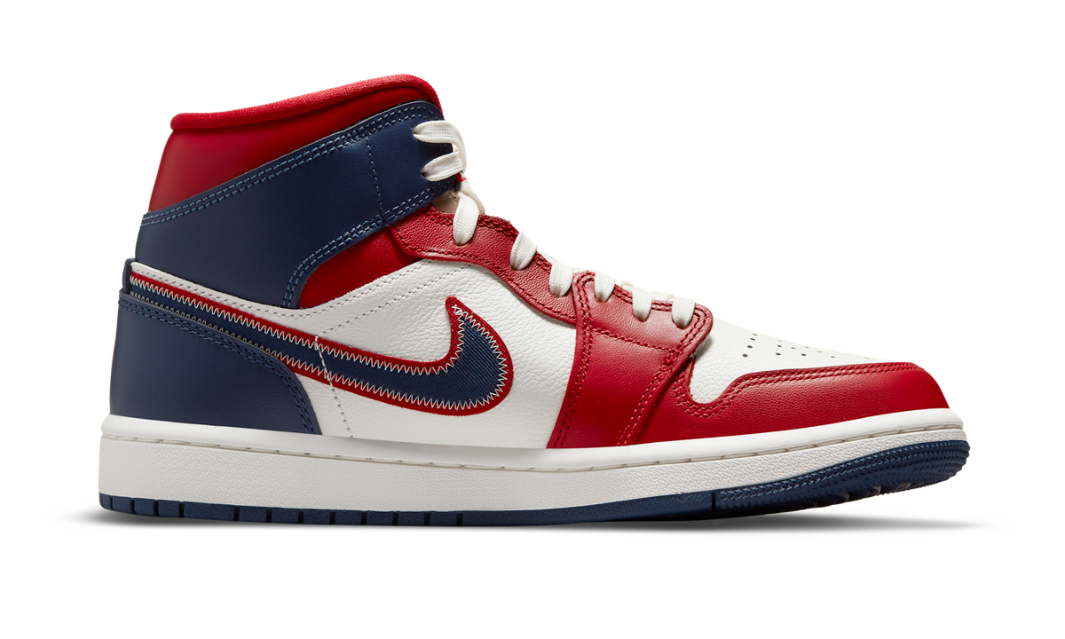 Air Jordan 1 Mid USA (2022) (Women's) DQ7648-600 — Vista 2