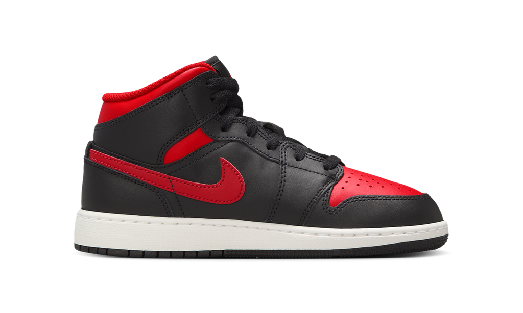 Air Jordan 1 Mid Black Summit White Varsity Red (GS) DQ8423-067 — Vista 2