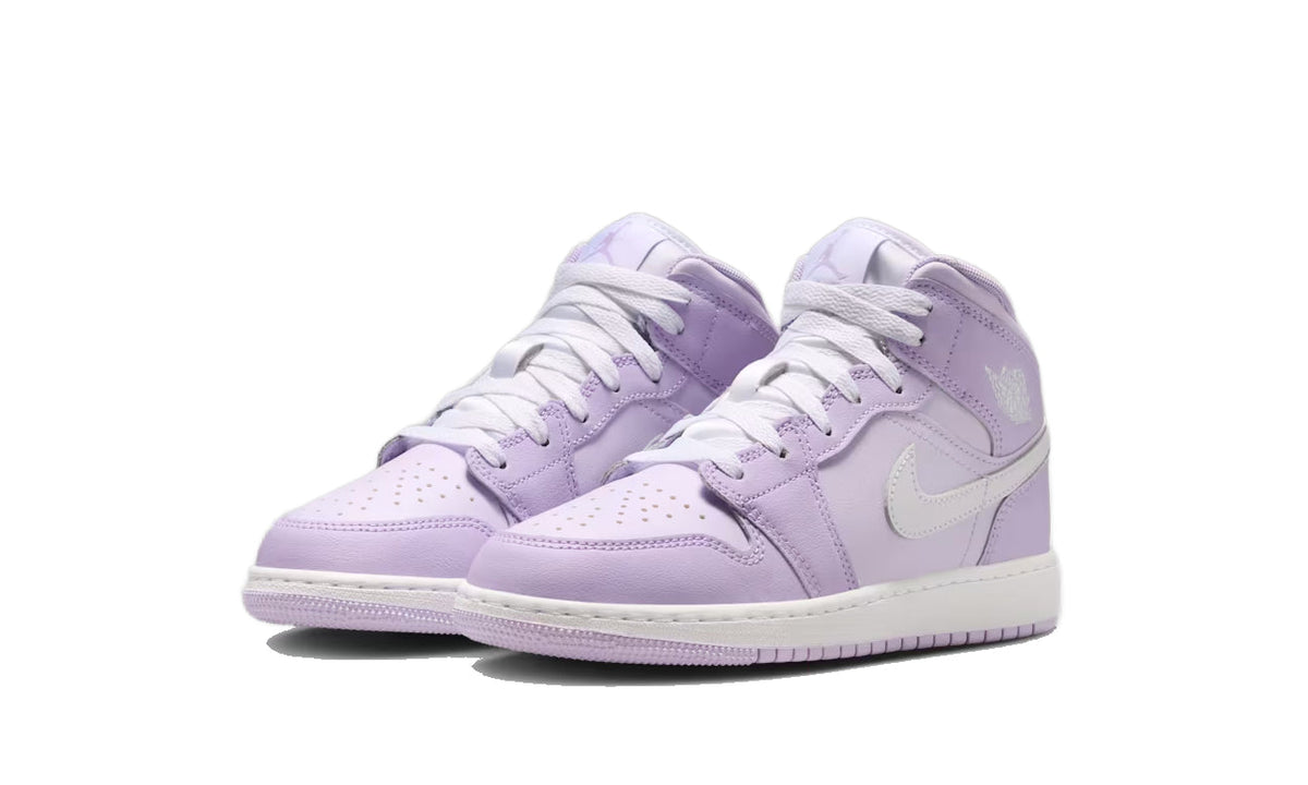 Air Jordan 1 Mid Violet Mist Barely Grape (GS) DQ8423-502 — Vista 2